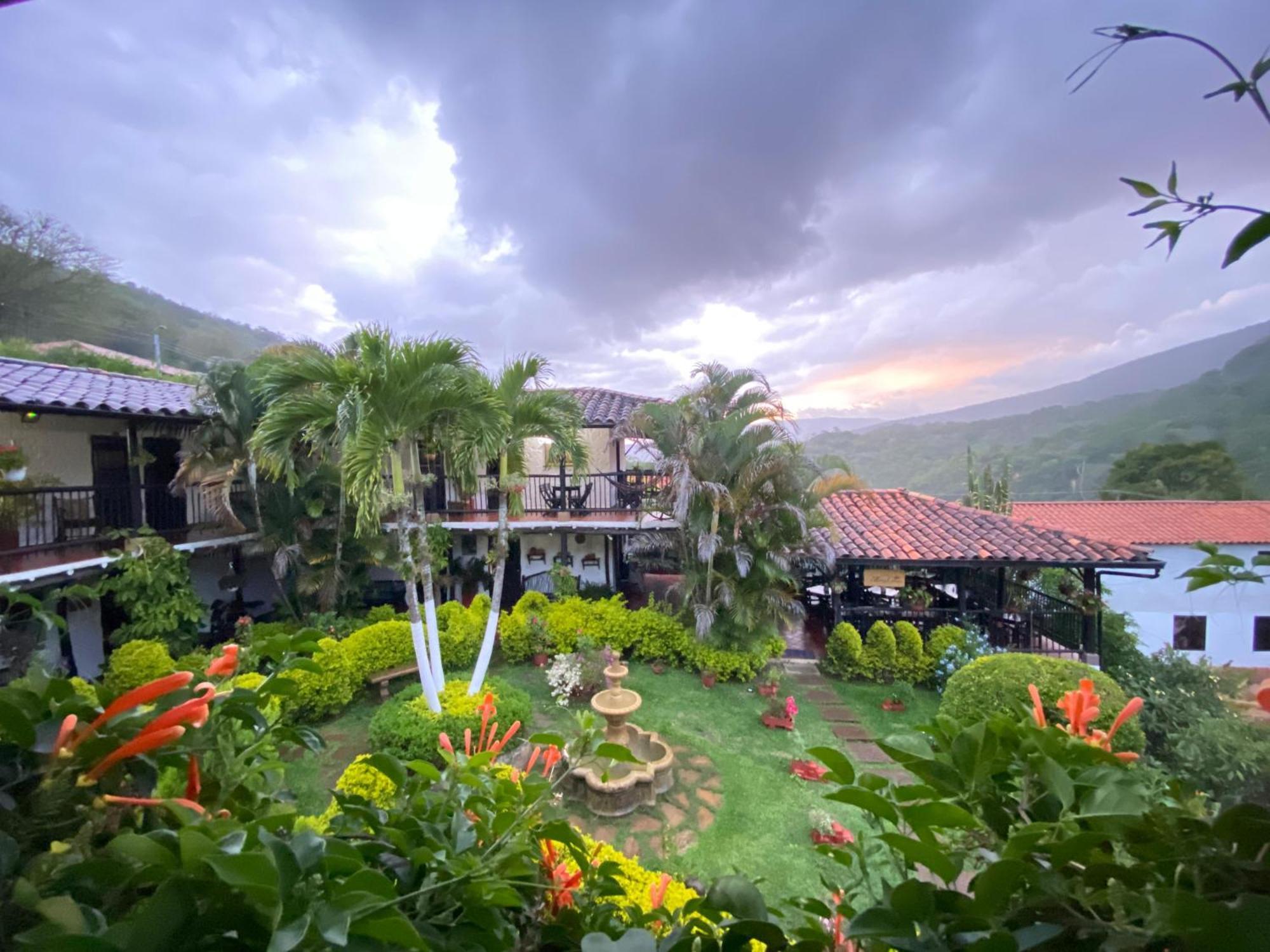 Hotel Campestre Casona Del Camino Real ซานกิล ภายนอก รูปภาพ